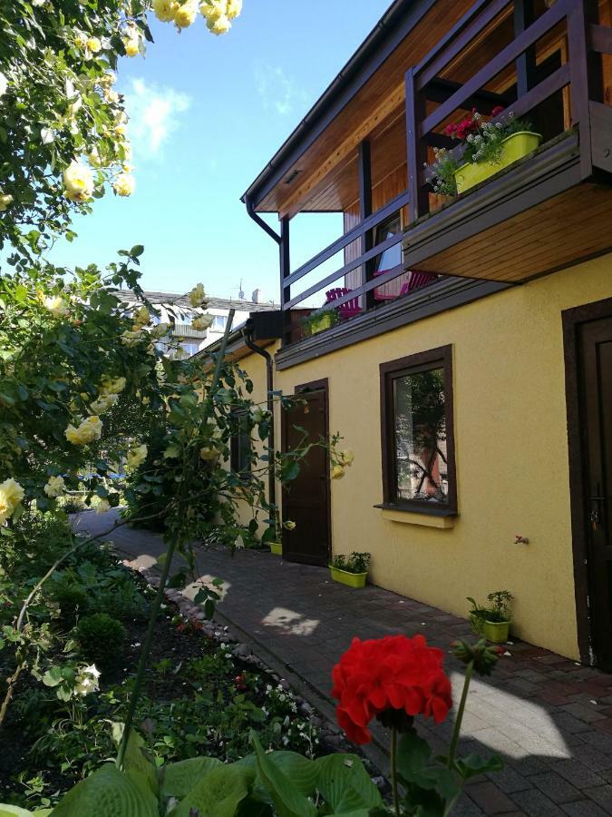 Saules Kvartals Ventspils Exterior foto
